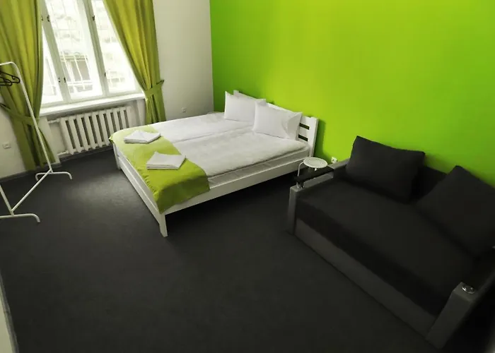 Family Хостел *